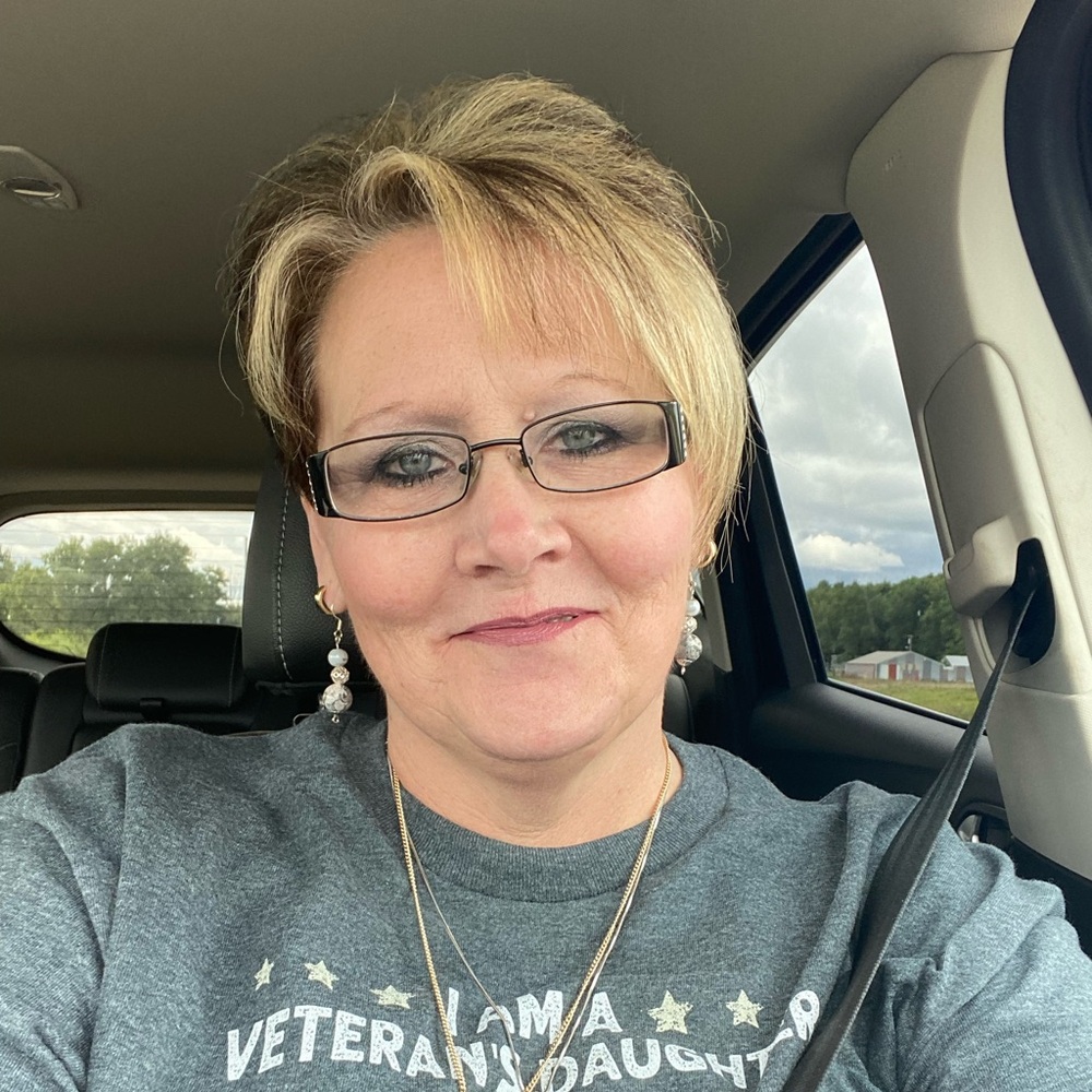 Meet your Posher, Shelly